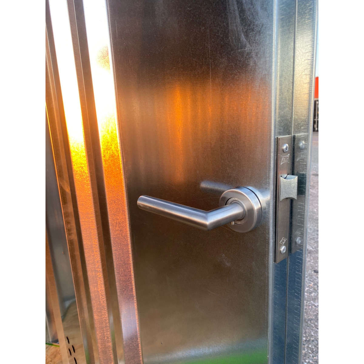 Conteneur de stockage en kit galvanisé 2m87 x 2m06 – Beiser Environnement
